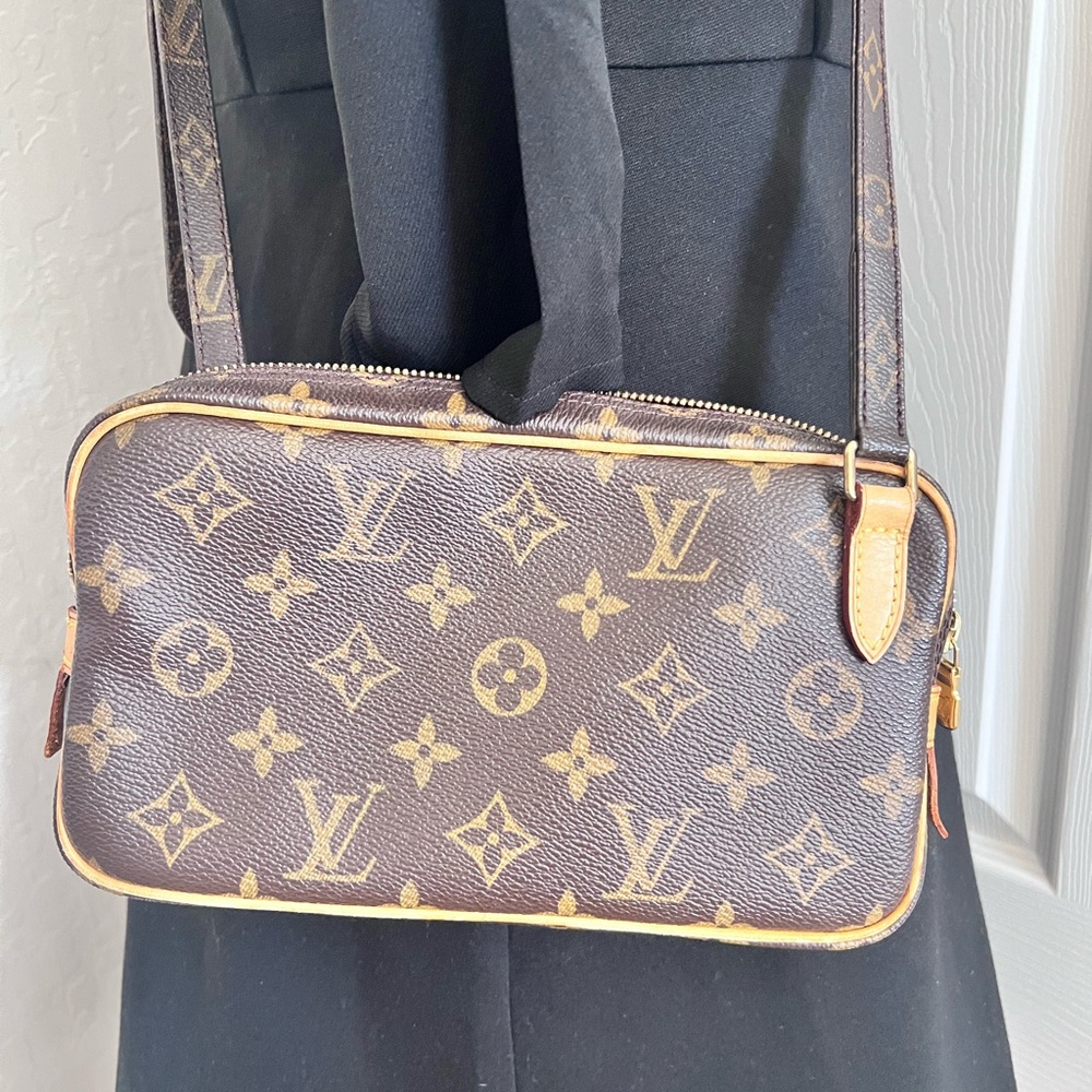 Louis Vuitton Brown Monogram Crossbody Bag - Picture 2 of 14
